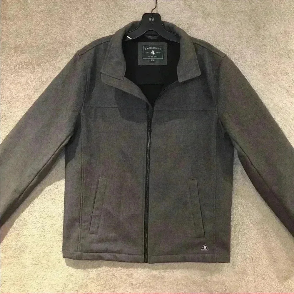 G.H. Bass and Co Mens Full Zip rain Resistant Jacket
